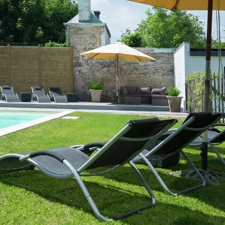 Holiday home Charming Along The Meuse Hastiere-par-dela