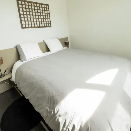 Holiday home Charming Along The Meuse *