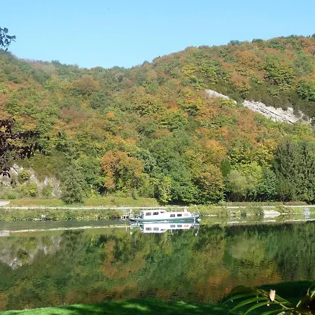 Holiday home Charming Along The Meuse Hastiere-par-dela