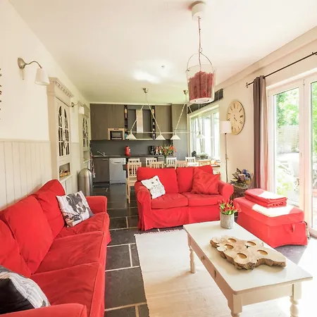 Dom wakacyjny Namur Mansion By The Meus *