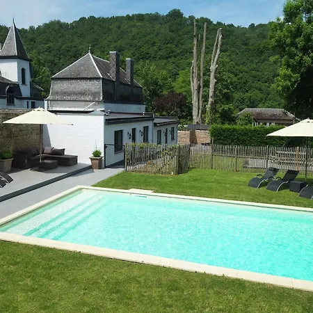 Namur Mansion By The Meus *